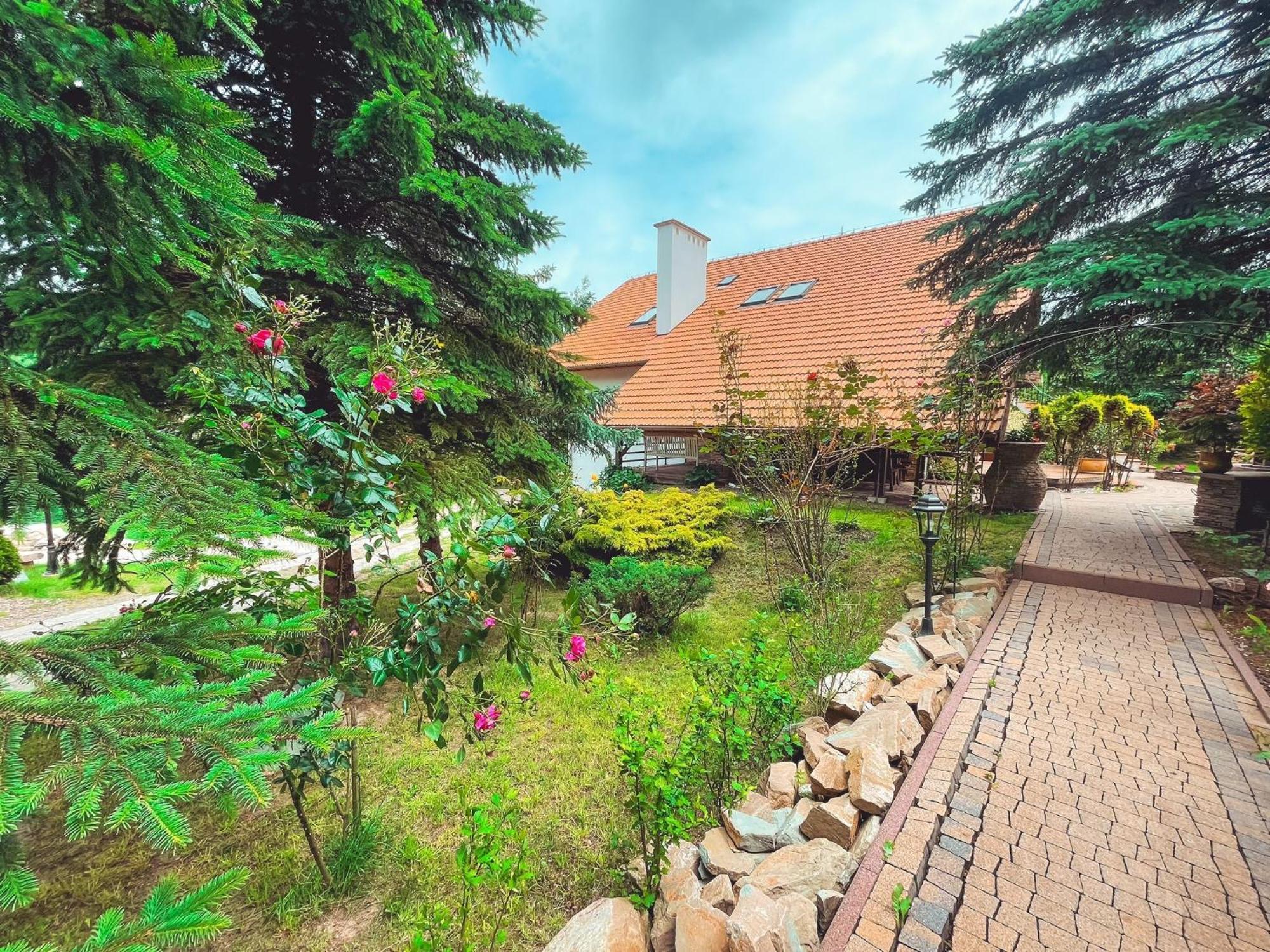 Forrest House Jacuzzi & Sauna Jasienica  Exteriör bild