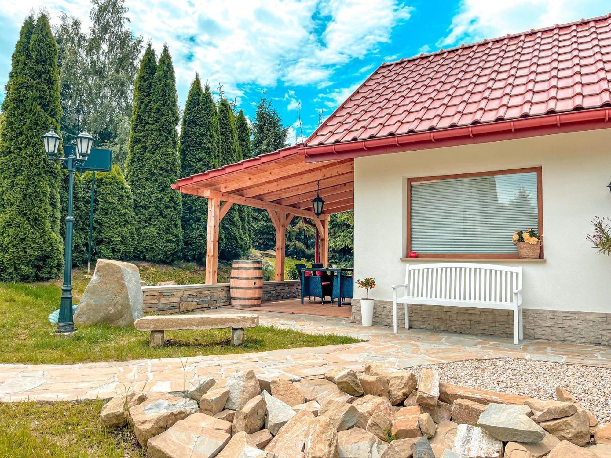 Forrest House Jacuzzi & Sauna Jasienica  Exteriör bild